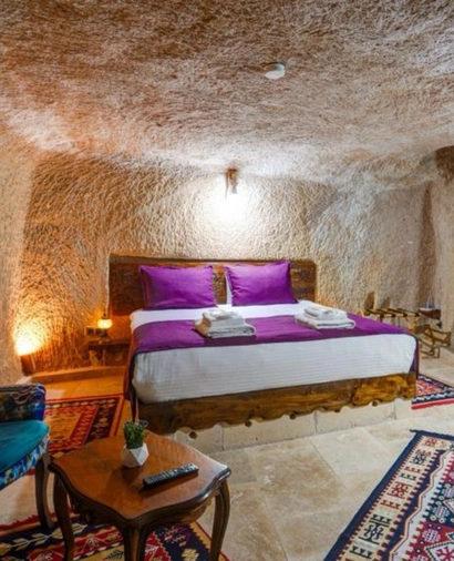 http://103-Mahzen%20Cappadocia%20Kapak%20Görseli