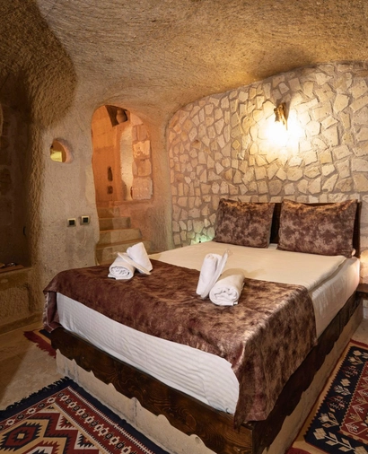 http://105-Luna%20Cappadocia%20Kapak%20görseli